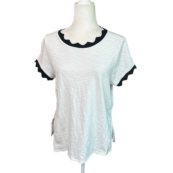 Tops - Cinq a Sept White Scallop Trim Women's Top size Large